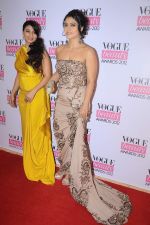 Kajol,Tanisha Mukherjee at Vogue Beauty Awards in Mumbai on 1st Aug 2012 (226).JPG